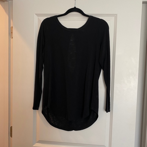 Athletica Tops - Athletica long sleeve top